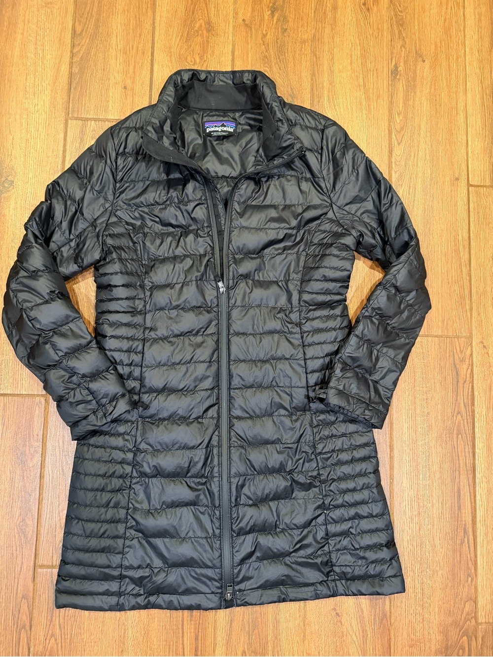 Patagonia Black Women's Quilted Fiona down parka / women’s medium